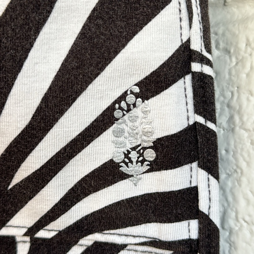 NWT FP Movement Printed Hot Shot Romper in Zebra - Picture 5 of 12